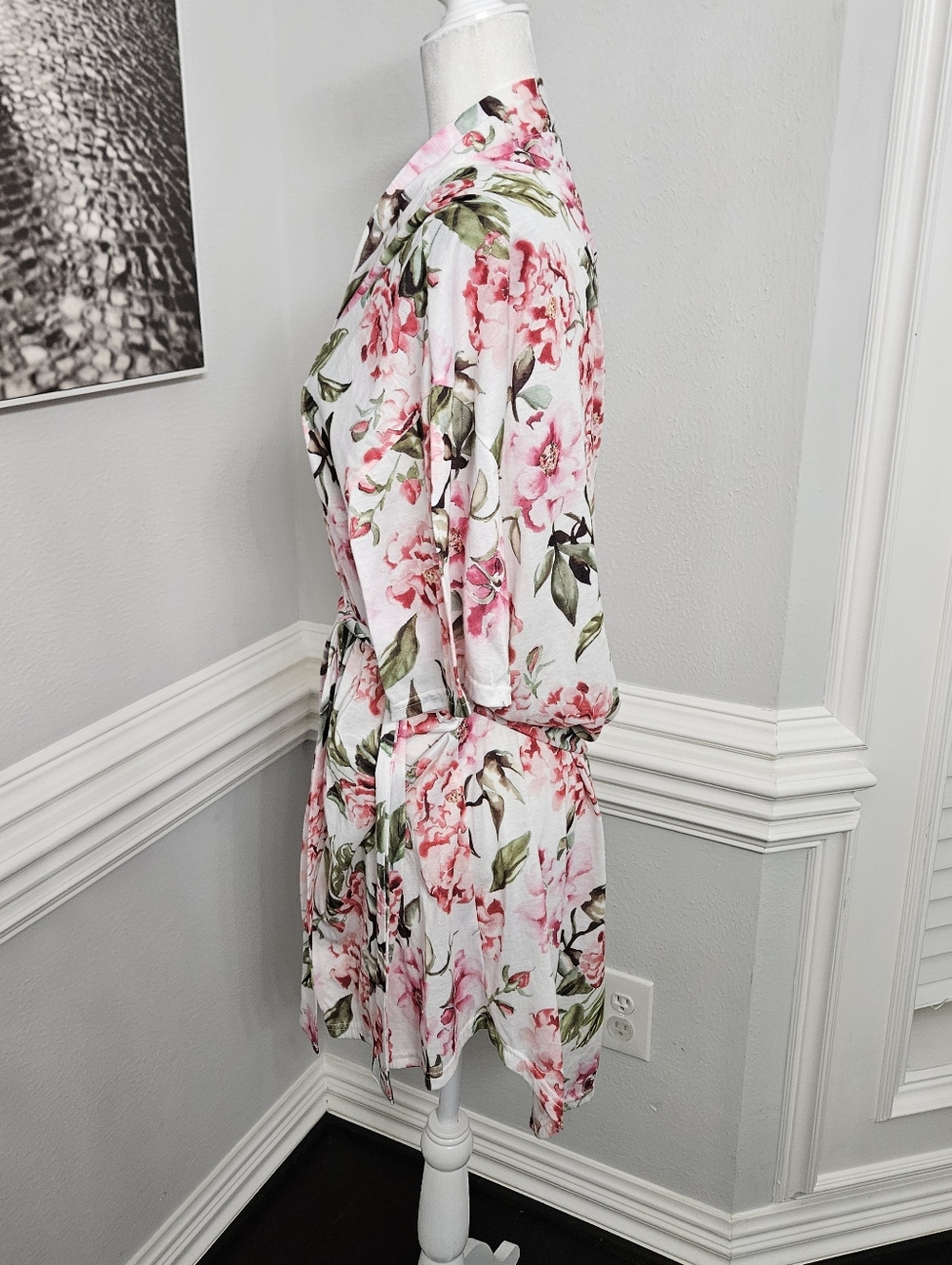 Show Me Your Mumu Floral Belted Robe/Kimono Garden of Blooms White Pink One Size - Picture 6 of 8